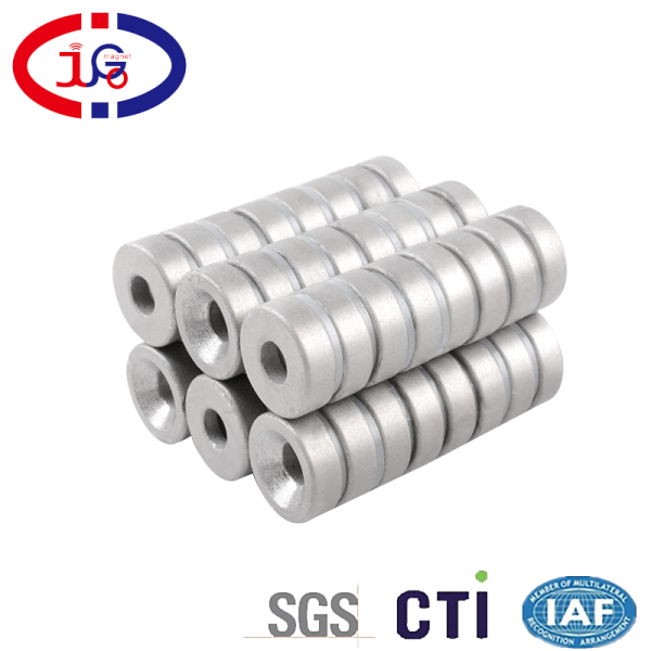 圓形沉孔耐溫磁鐵 釤鈷高溫磁 廣東巨高磁鐵廠專業(yè)定制